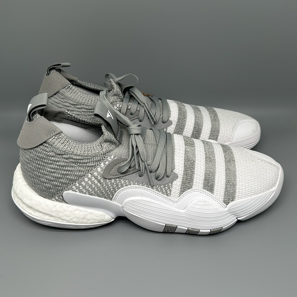 Adidas Trae Young 2 Grey Moon Basketball Shoes Men's Sz 13.5‎ NWT